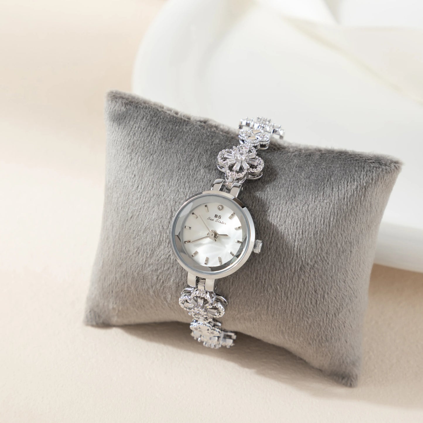 Luca Poedagar® Opaline | Luca Poedagar