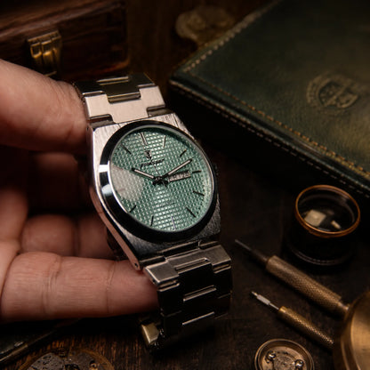 Luca Poedagar® Guilloche | Luca Poedagar