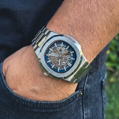 Luca Poedagar® Skeleton | Luca Poedagar